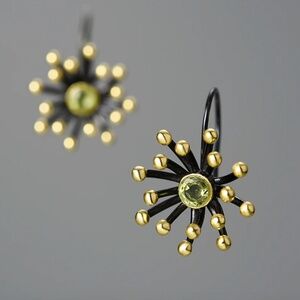 REDUCED! "Fireworks" sterling silver & peridot designer earrings
